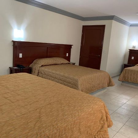 Real Del Sur Motel Moroleon Kültér fotó