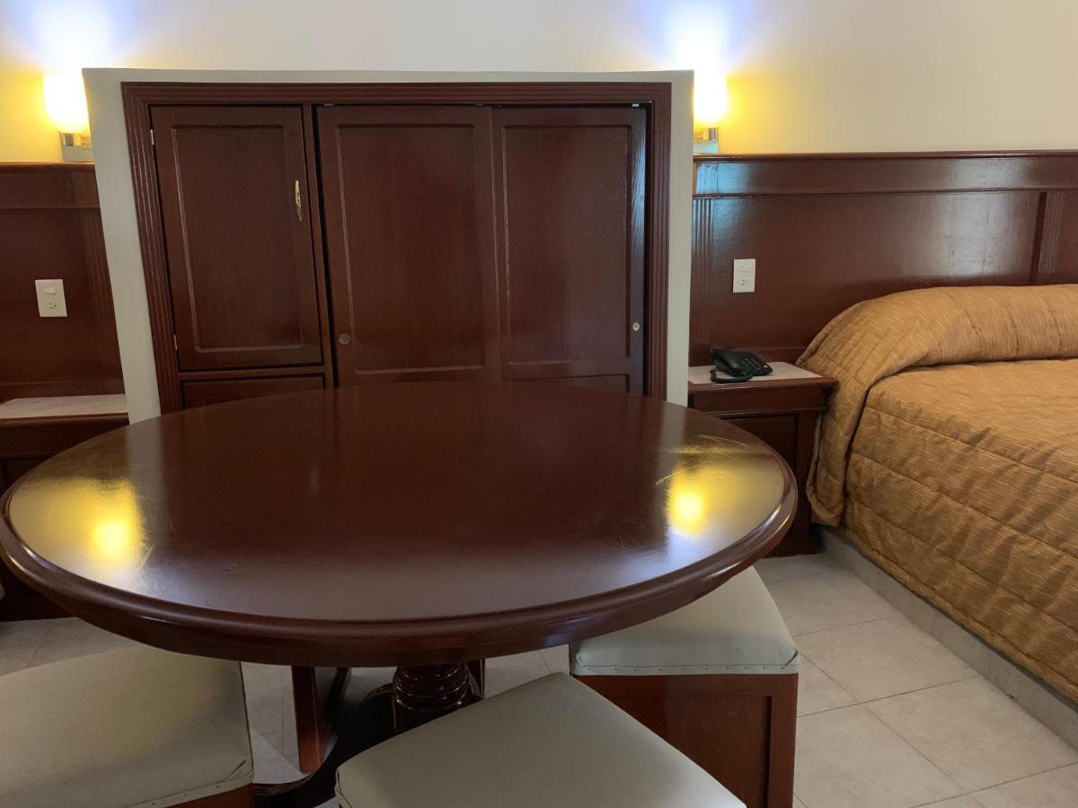 Real Del Sur Motel Moroleon Kültér fotó