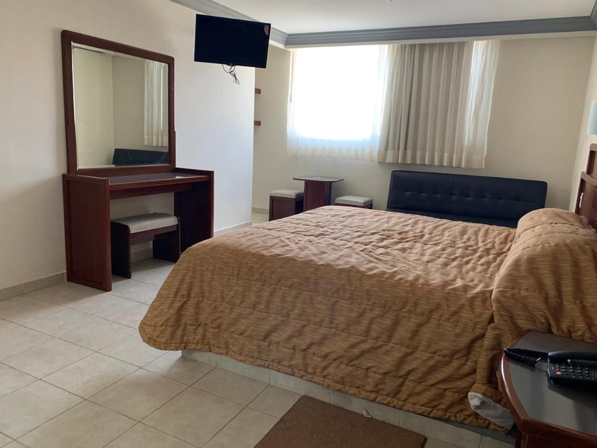 Real Del Sur Motel Moroleon Kültér fotó