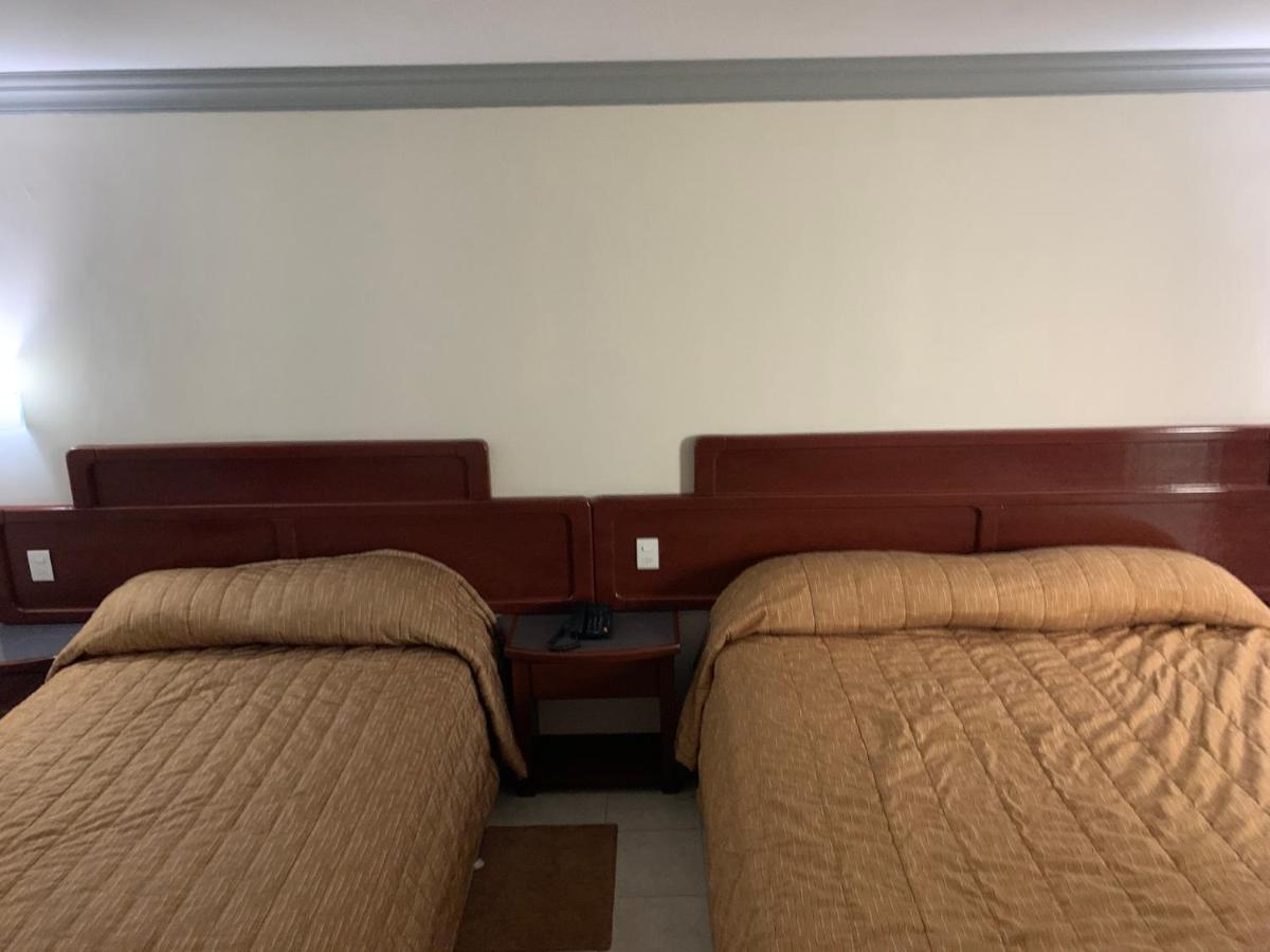 Real Del Sur Motel Moroleon Kültér fotó