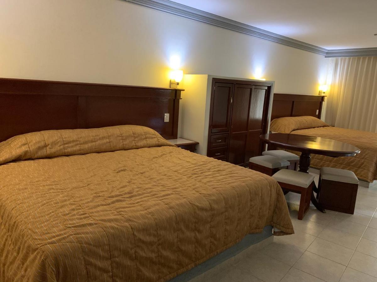 Real Del Sur Motel Moroleon Kültér fotó